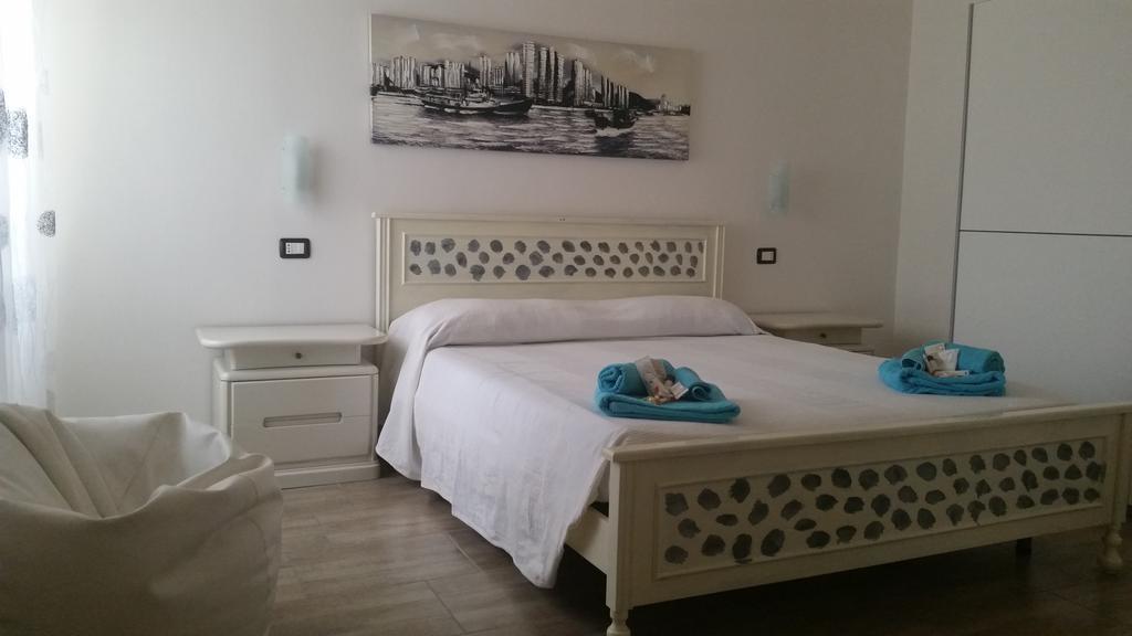 Casa Vacanze Vale Алгеро Екстериор снимка